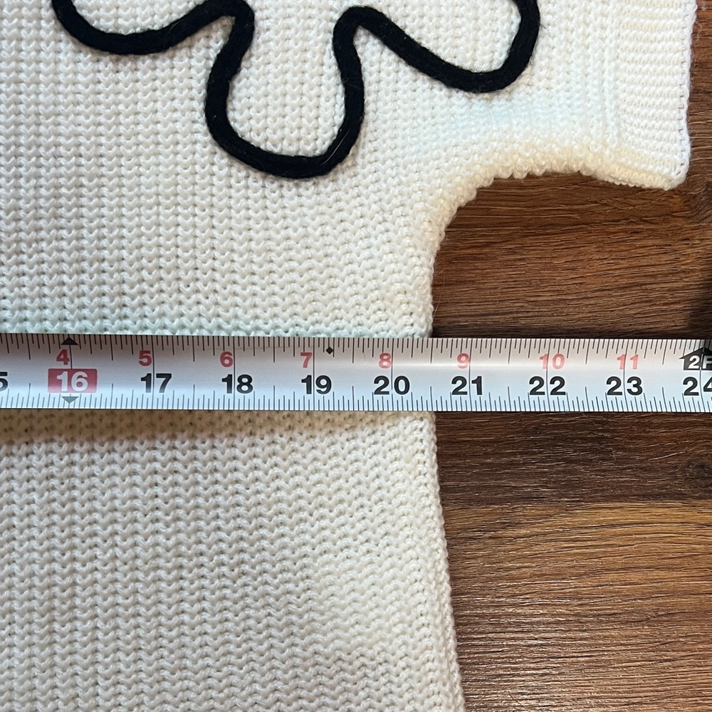 madewell Cream Short-Sleeve Knit Top with Black Flower Appliqués - Picture 3 of 6